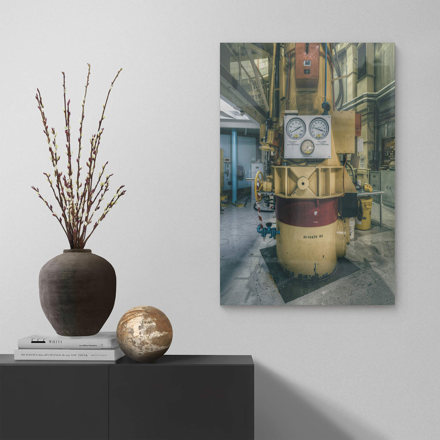 Fuel Element Flask at ANSTO HIFAR, this 19.47-tonne flask was one of two types used in reactor operations at ANSTO HIFAR:.