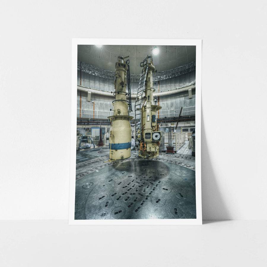 Irradiation Rig Handling Flasks at ANSTO HIFAR, this image from ANSTO’s HIFAR reactor highlights the specialized rig flasks.