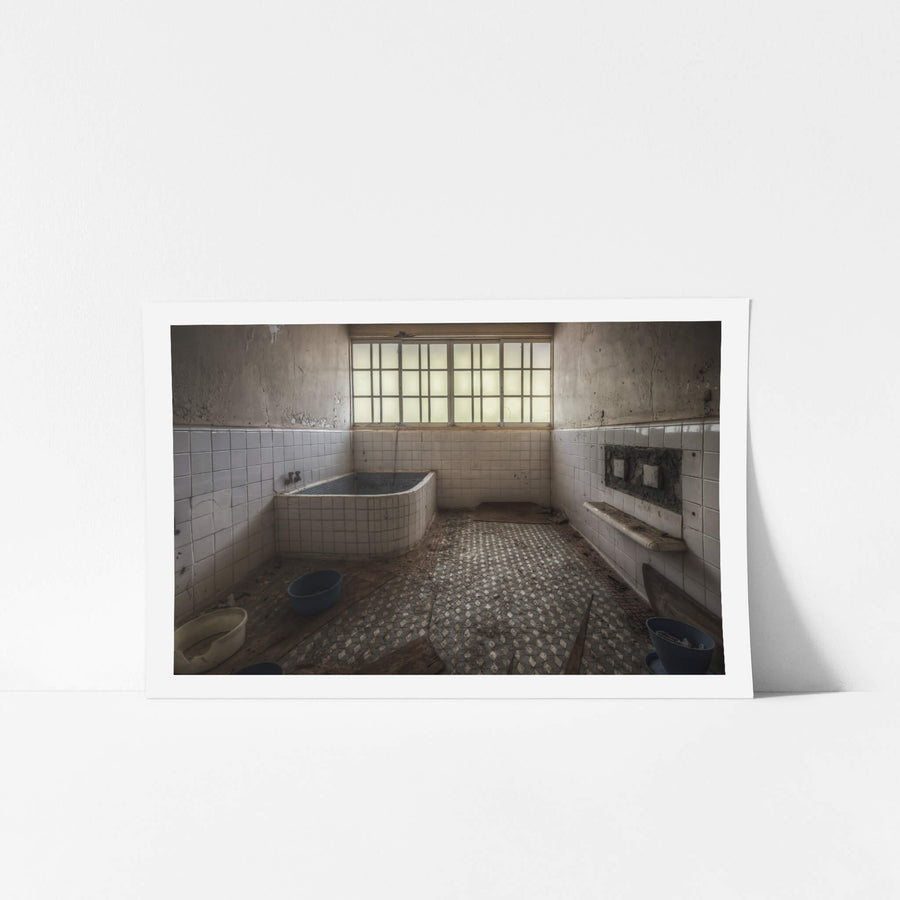 Yokusou at Nichitsu Mining Village, a small bathhouse room, tiled floor to ceiling in white square ceramic.