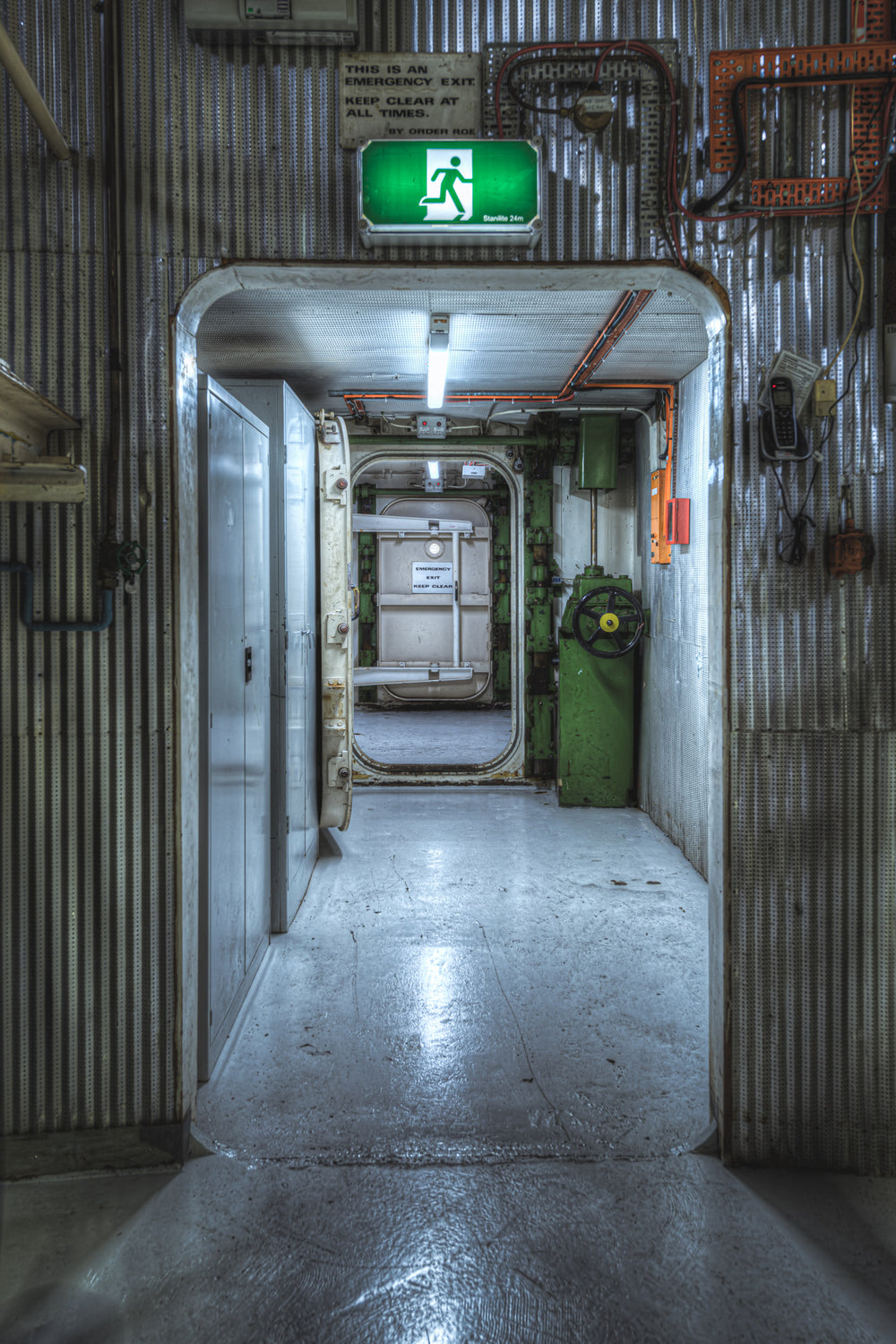 Basement Emergency Airlock at ANSTO HIFAR, the reactor building at ANSTO HIFAR incorporated airlocks to regulate access.