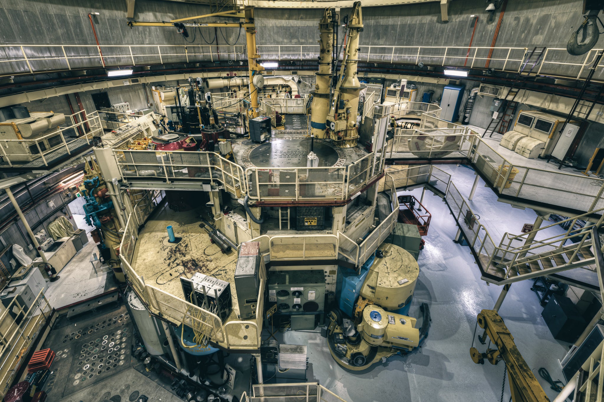 Top Plate and Mezzanine at ANSTO HIFAR, this overview of the HIFAR reactor highlights several of the six Fan Coil Unit Vent.