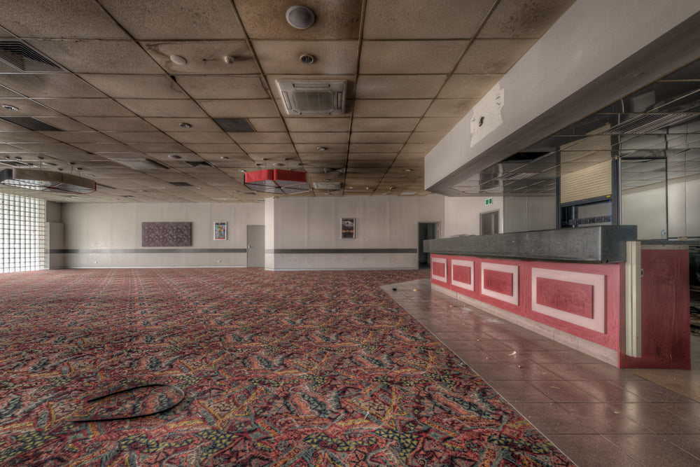 Chinese Restaurant Bar at Bankstown RSL, patterned carpet stretches across a vast function room floor.