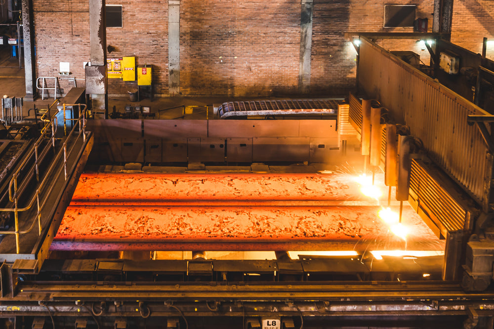 Slab Cutting at BlueScope Port Kembla, the cutting process of slab casting.