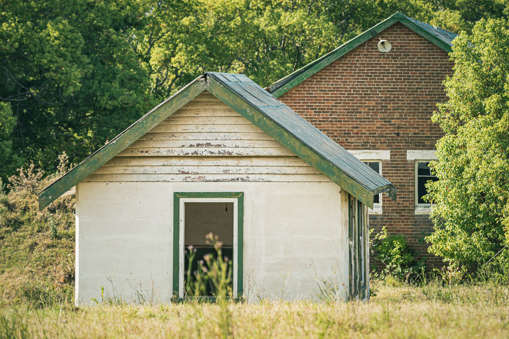 Lamp Cabin and Washhouse.