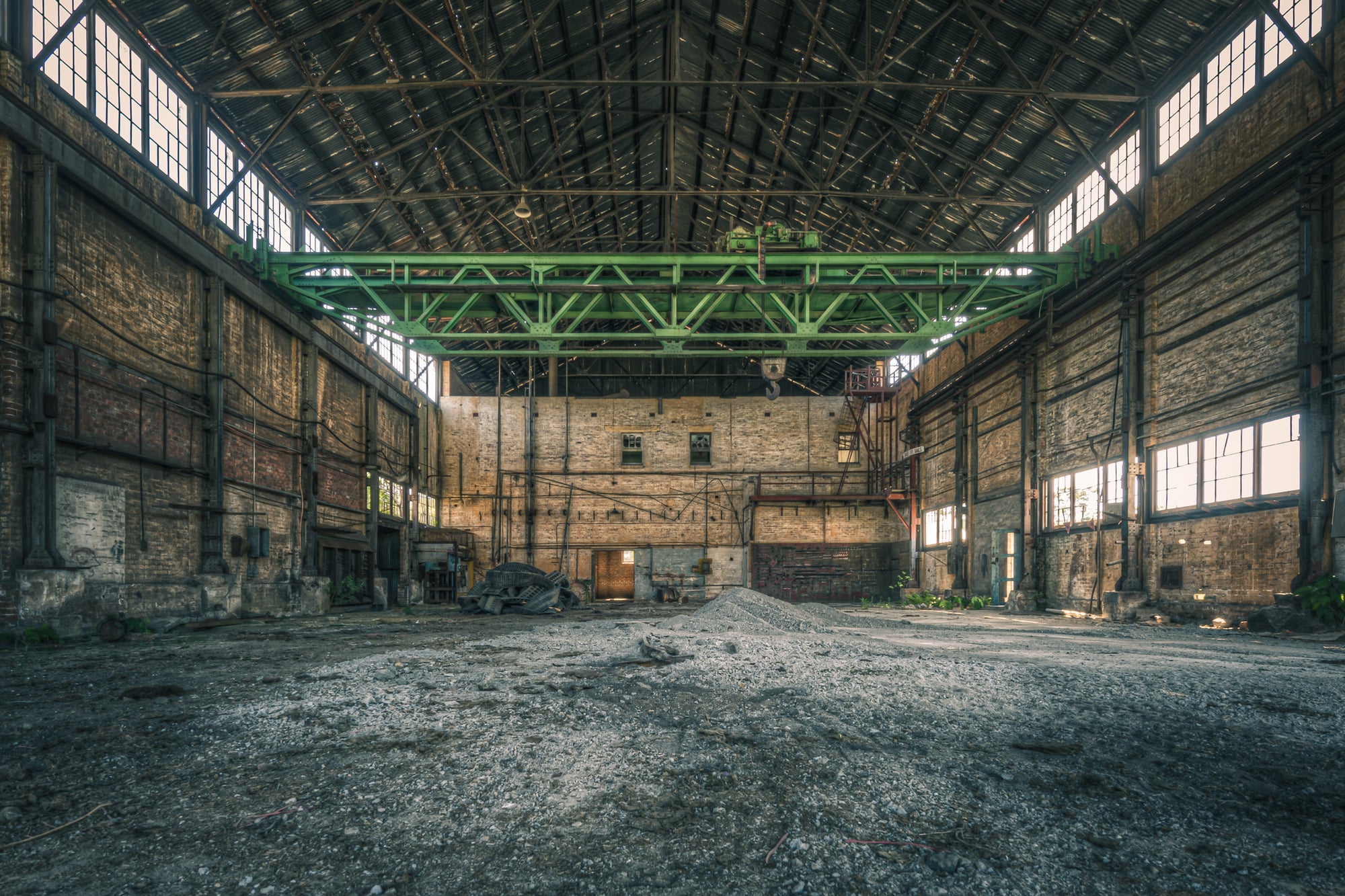 Workshop Crane.