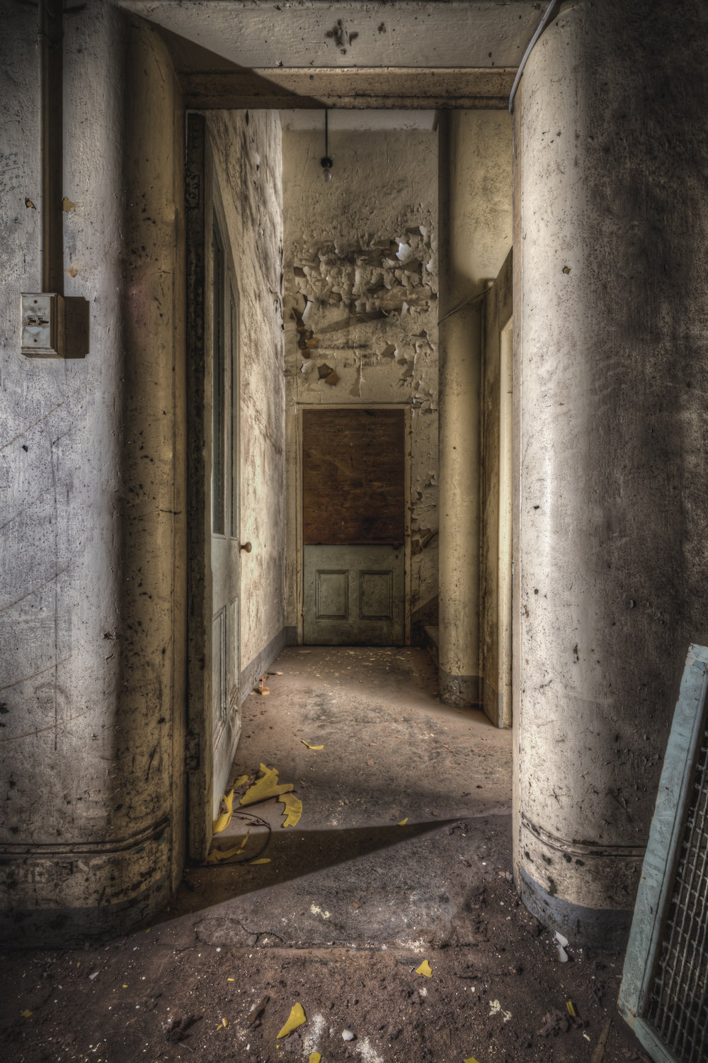 Light Leaks at Female Ward 9 & 10, entry to the bottom level stairwell up to the main ward and patient rooms.