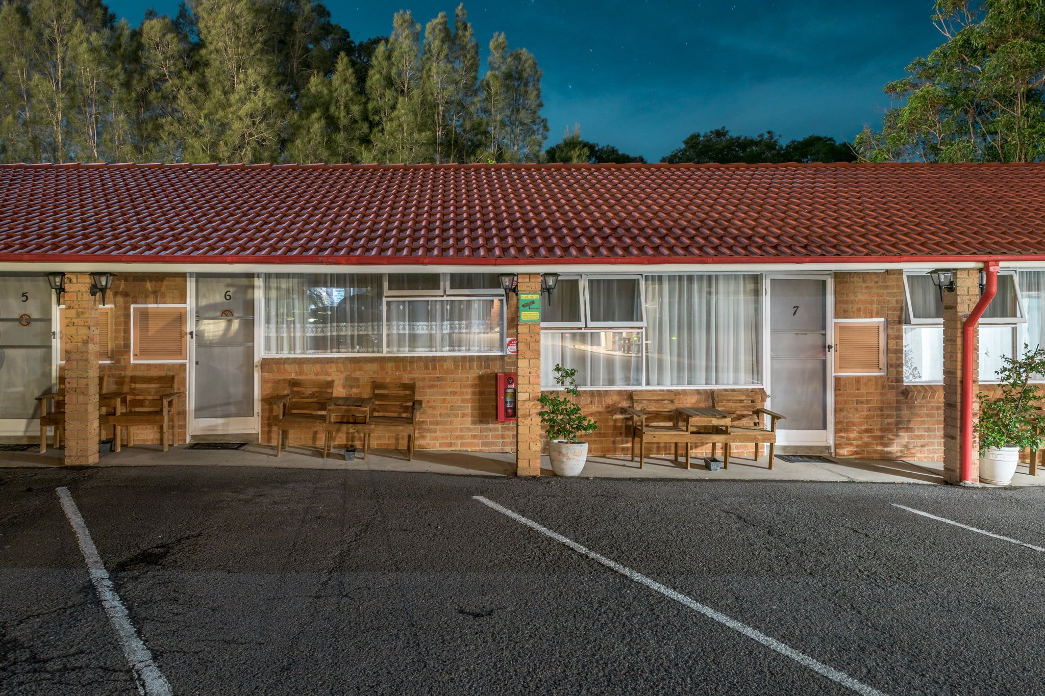 Central Coast Motel at Hotel Motel 101, brown brick and a terracotta tile roof.