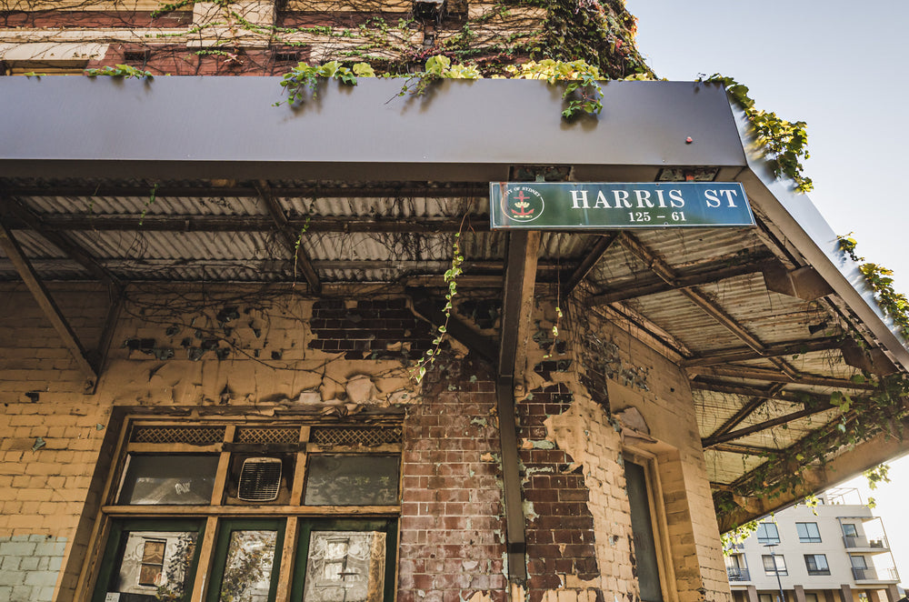 Harris Street at Terminus Hotel, a close view beneath the awning where Harris and John Streets meet, marking one of the key.