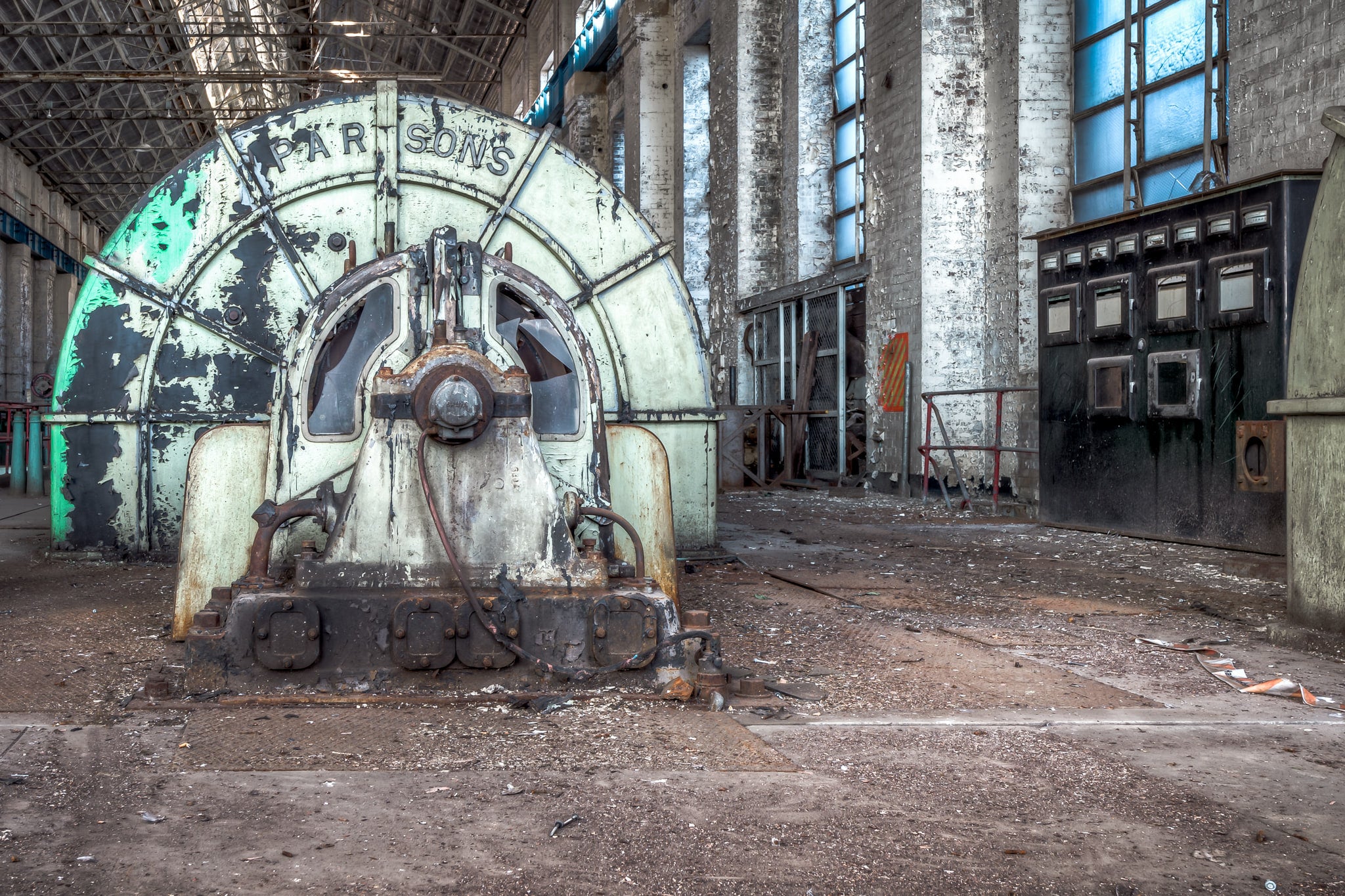 Turbine Governor at White Bay Power Station, a Parsons steam turbine dominates the floor of the turbine hall.