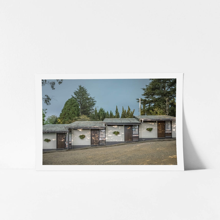 Blackheath Motor Inn at Hotel Motel 101, three identical units sit in a row along a gravel forecourt.