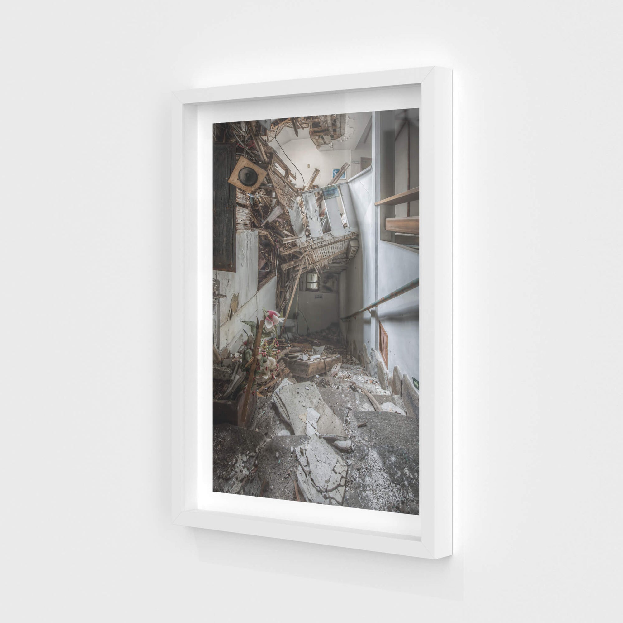 Public Bath Access | Kinugawa Kan Fine Art Print - Lost Collective Shop