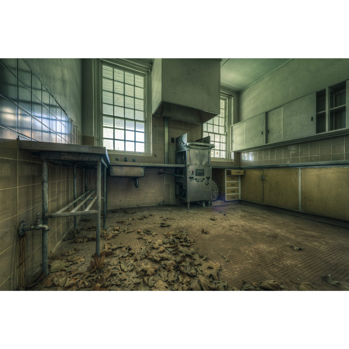 Cleaning Kitchen | The Asylum