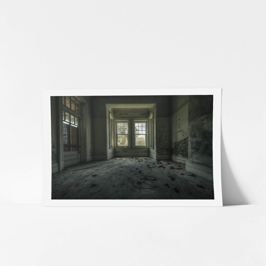 De Render at The Asylum, a corner room with bay windows.