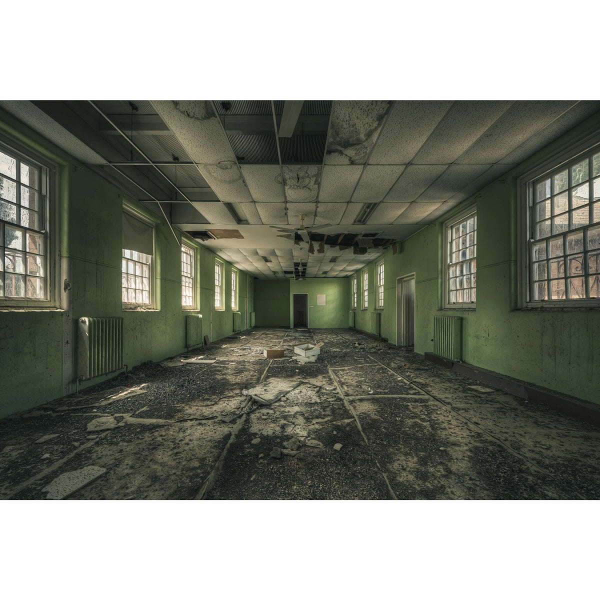 Narrow Green Room | The Asylum